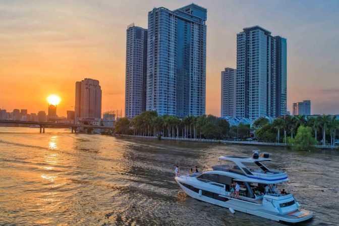 Saigon – a collection of must-see beautiful sights from a yacht